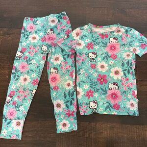 Posh Peanut floral Hello Kitty short sleeved pjs size 5T